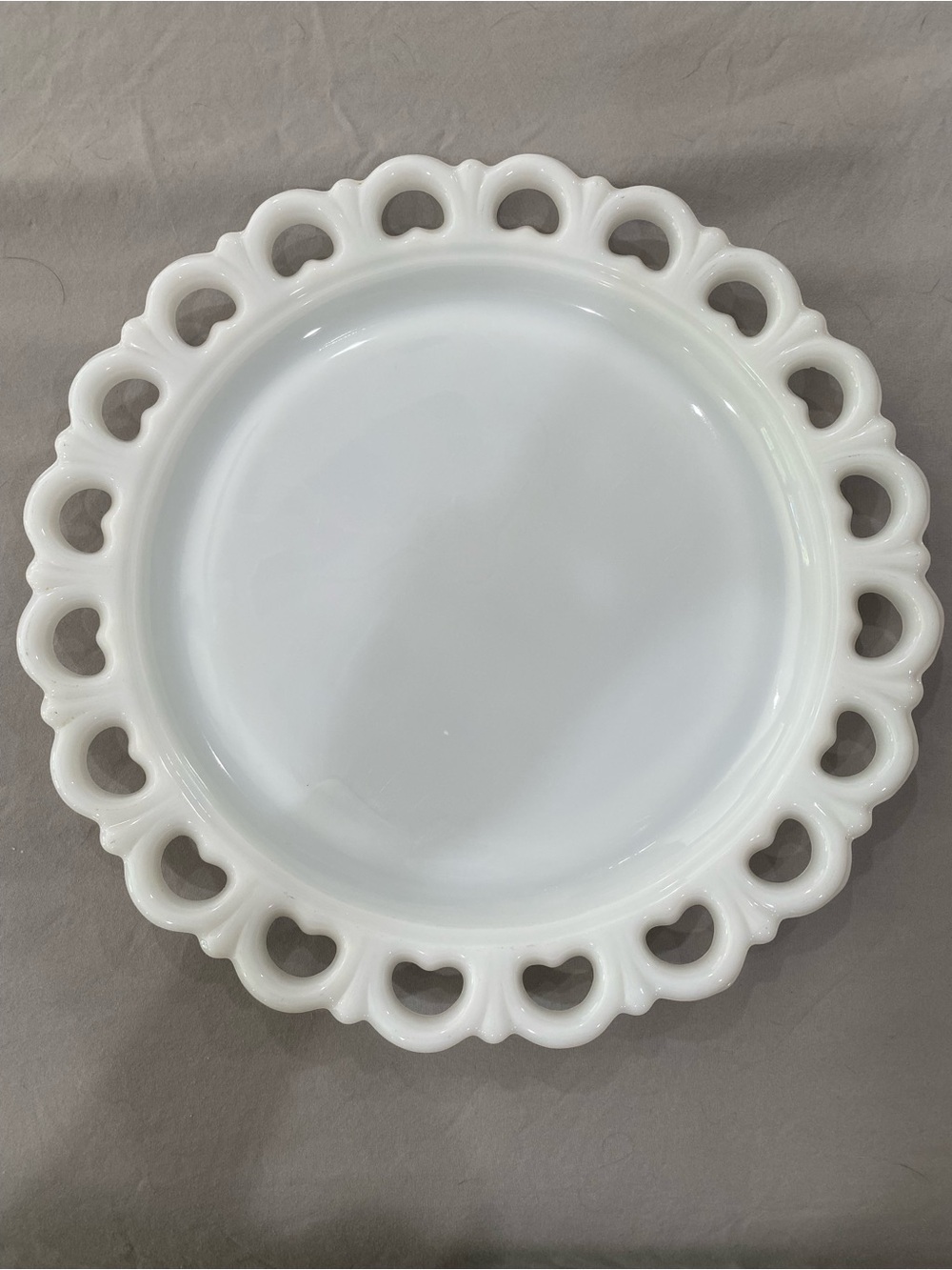 Anchor Hocking, Round White Milk Glass, Laced Heart-Edge Serving Plate
